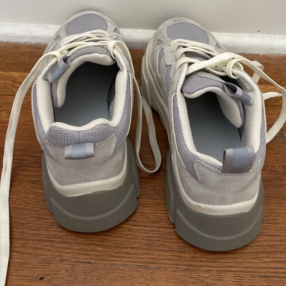 H&M | sneakers - Picture 2 of 5